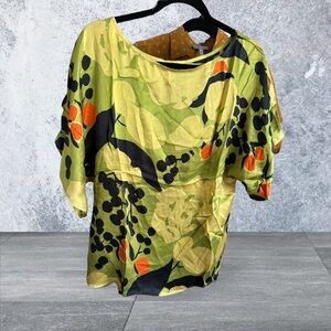 Bl^nk London pullover silky top. NWOT